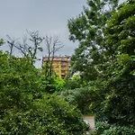 Cozy And Colorful 2Bd Flat With Central Location