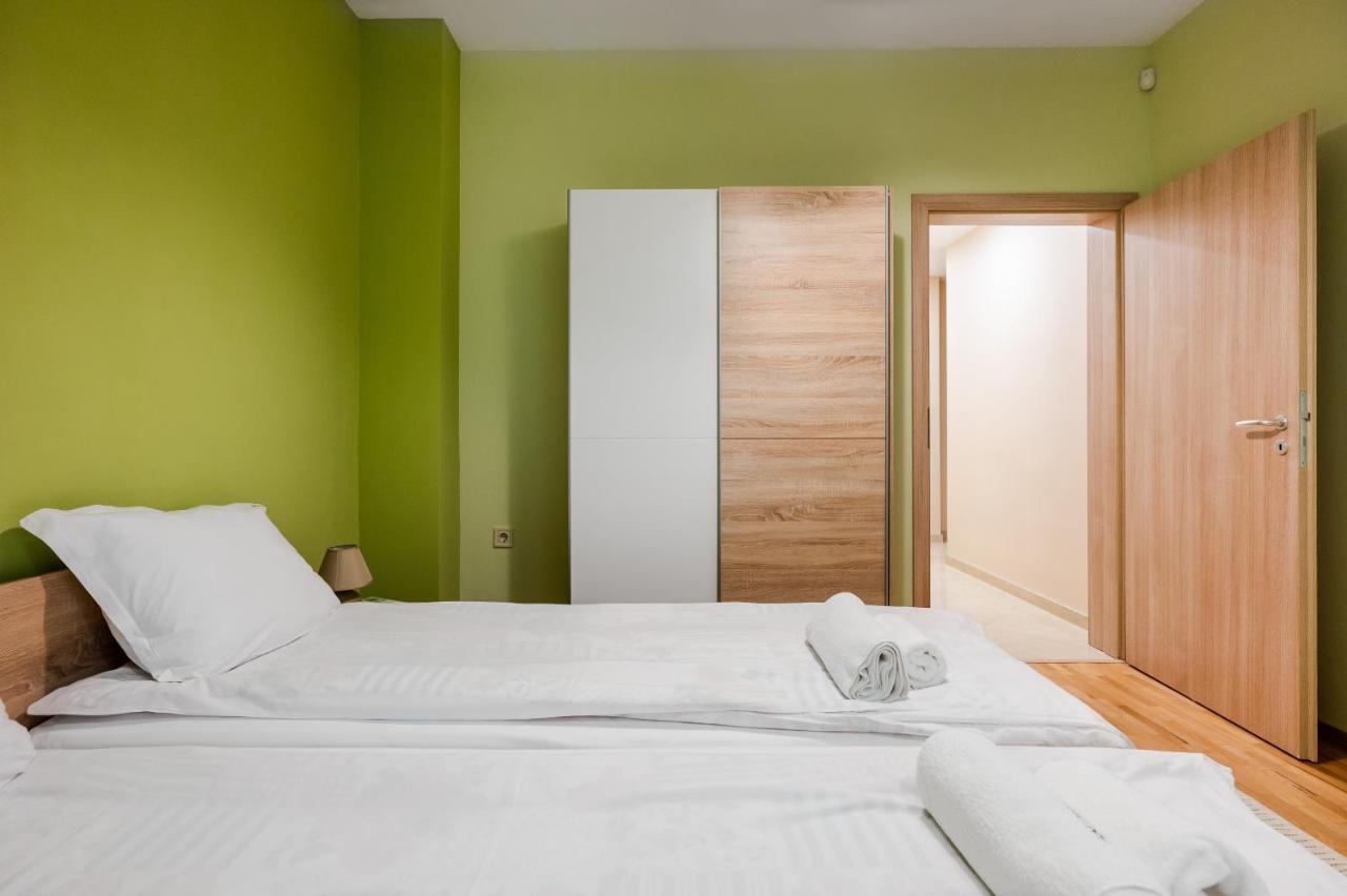 Cozy And Colorful 2bd Flat With Location Apartament Sofia