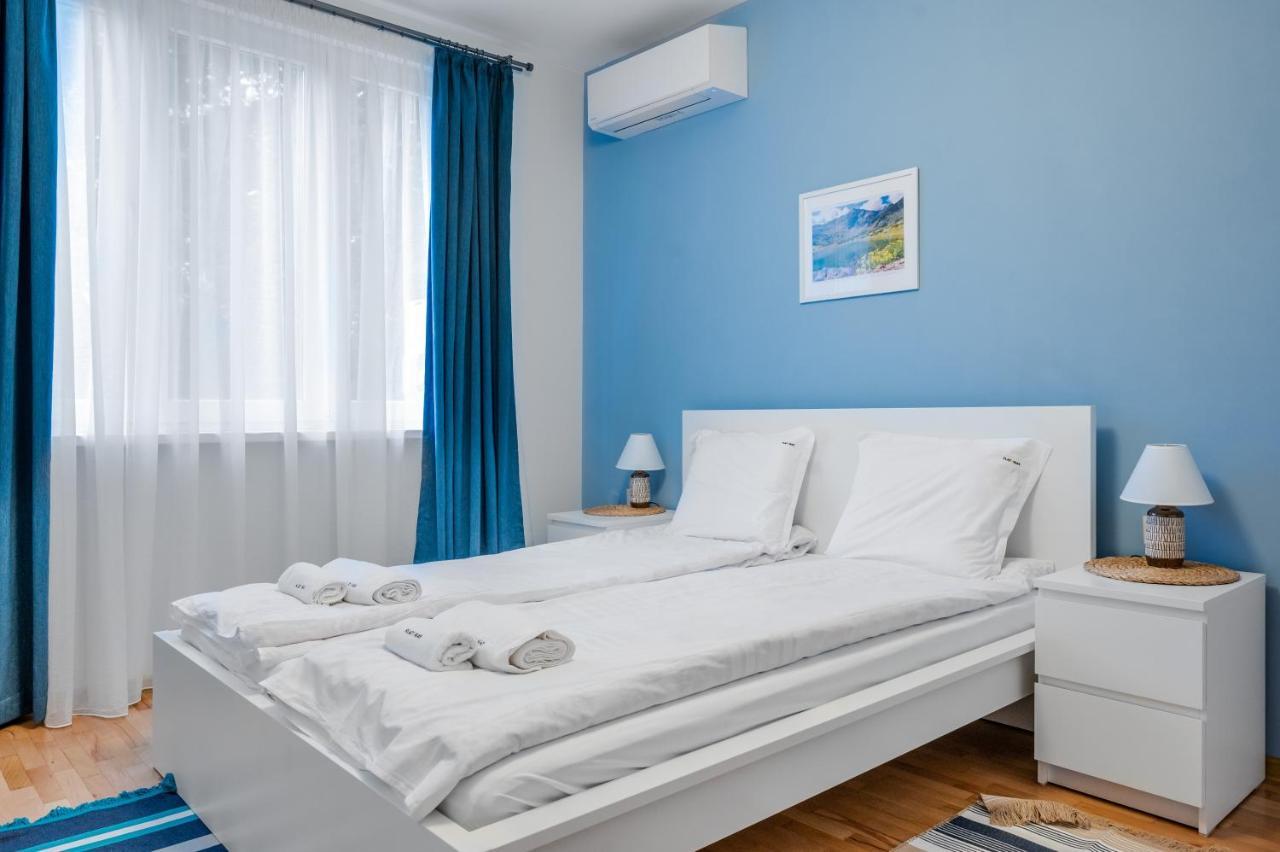 Cozy And Colorful 2bd Flat With Location Apartament