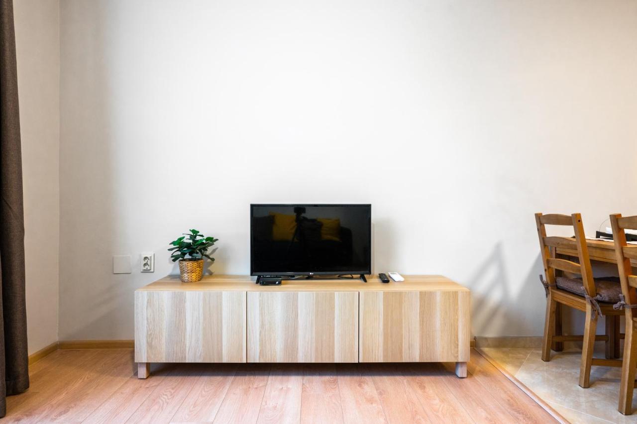 Cozy And Colorful 2bd Flat With Location Sofia